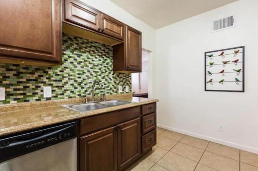 U1 - Entire 2 Bedroom Apt In Dt Phx With Pkg Phoenix Exteriér fotografie